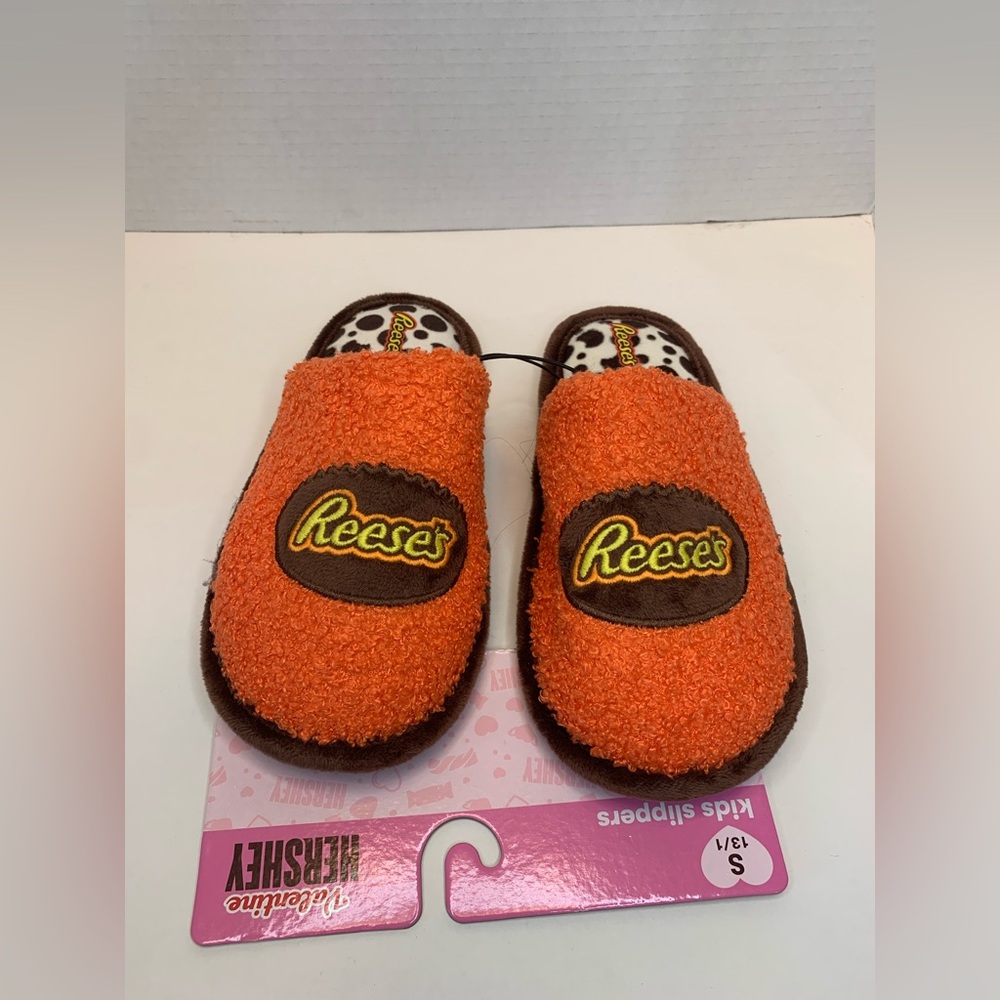 Hershey Reese’s Kids Slipper Size S (13/1)